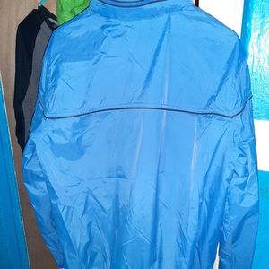 Light weight spring jackets.